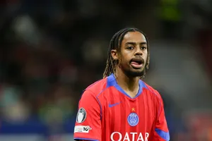 Mercato PSG : un géant de Premier League revient à la charge, Barcola ouvert à un départ ?