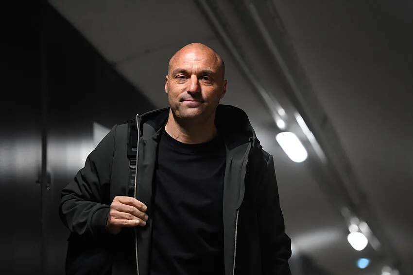 Alexandre Dujeux, Angers