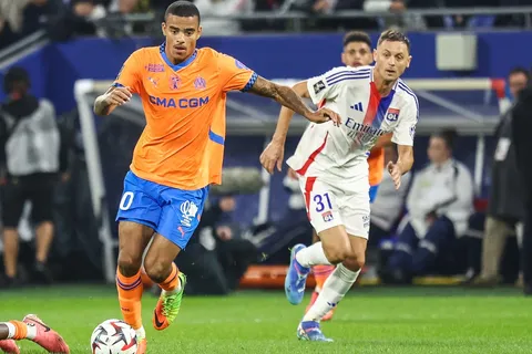 Pronostic Foot : le meilleur combiné du week-end à 5.20 avec OM-OL