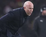 Mercato Liverpool : “agacé”, Arne Slot sous pression face à la rumeur grandissante Xabi Alonso