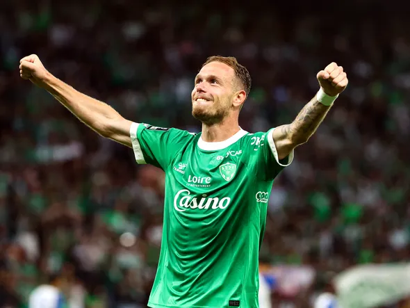 Mercato – “Je me plais à l’ASSE”, Cardona revient sur son été et sur sa relation avec Cathro