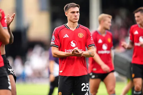 Mercato Manchester United : un cador de L1 veut relancer la déception Manuel Ugarte