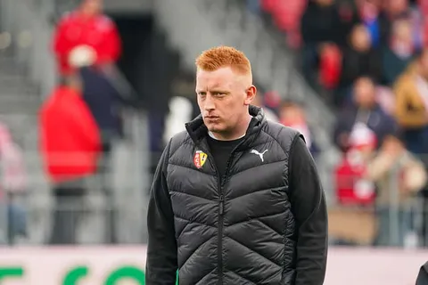 Mercato Lens : la priorité pour remplacer Will Still compromise ?