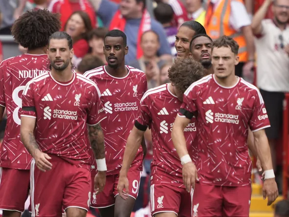 Liverpool : “il semble perdu et isolé”, le transfert record à 145 M€ inquiète encore
