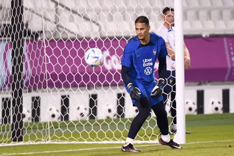 Equipe de France : Deschamps a choisi le remplaçant d’Areola