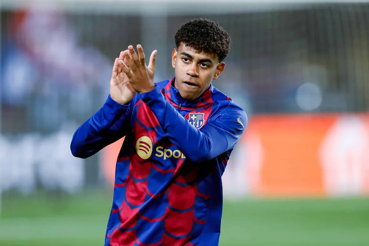 Le Barça répond au PSG pour Yamal