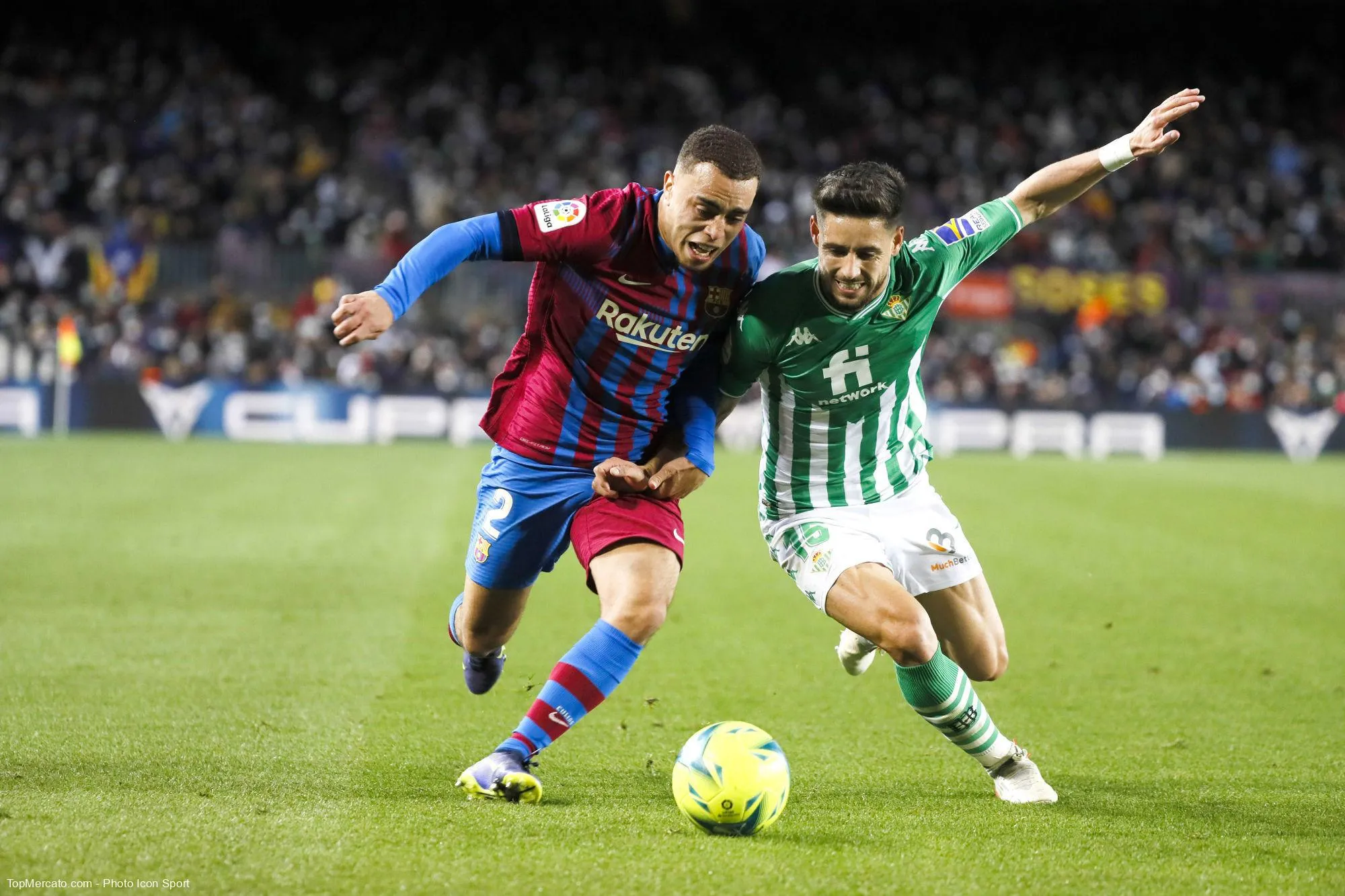 Sergiño Dest Alex Moreno match Betis Barça FC Barcelone