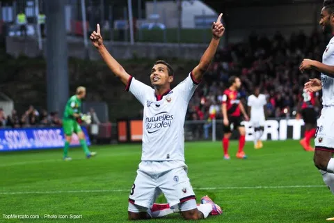 Eduardo frappe cinq fois, le Clasico pour le Real, Naples et Higuain en balade… Les Tops du week-end dernier