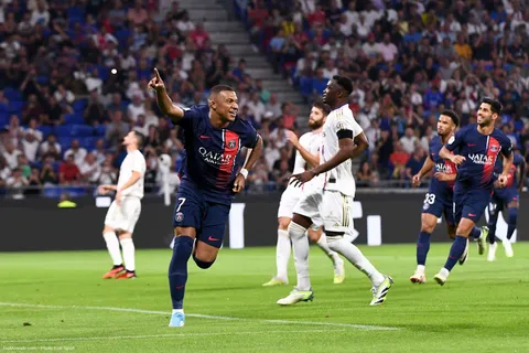 Paris brille par son collectif, le cauchemar du début à la fin pour l’OL… Les Tops-Flops d’OL-PSG