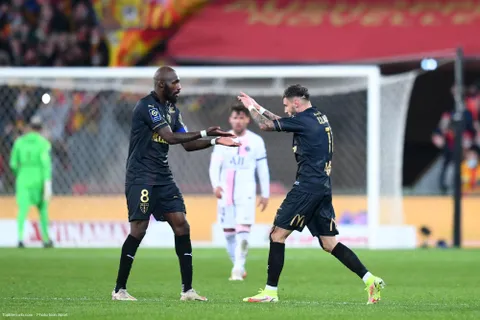 Mercato - Lens : l’OL penserait à Clauss et Fofana pour le mercato