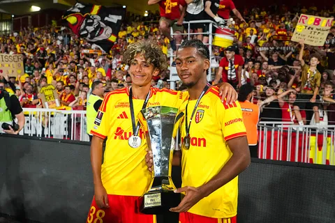 Mercato – Le RC Lens a doublé l’ASSE et le PSG pour une pépite déjà évaluée à 10 M€