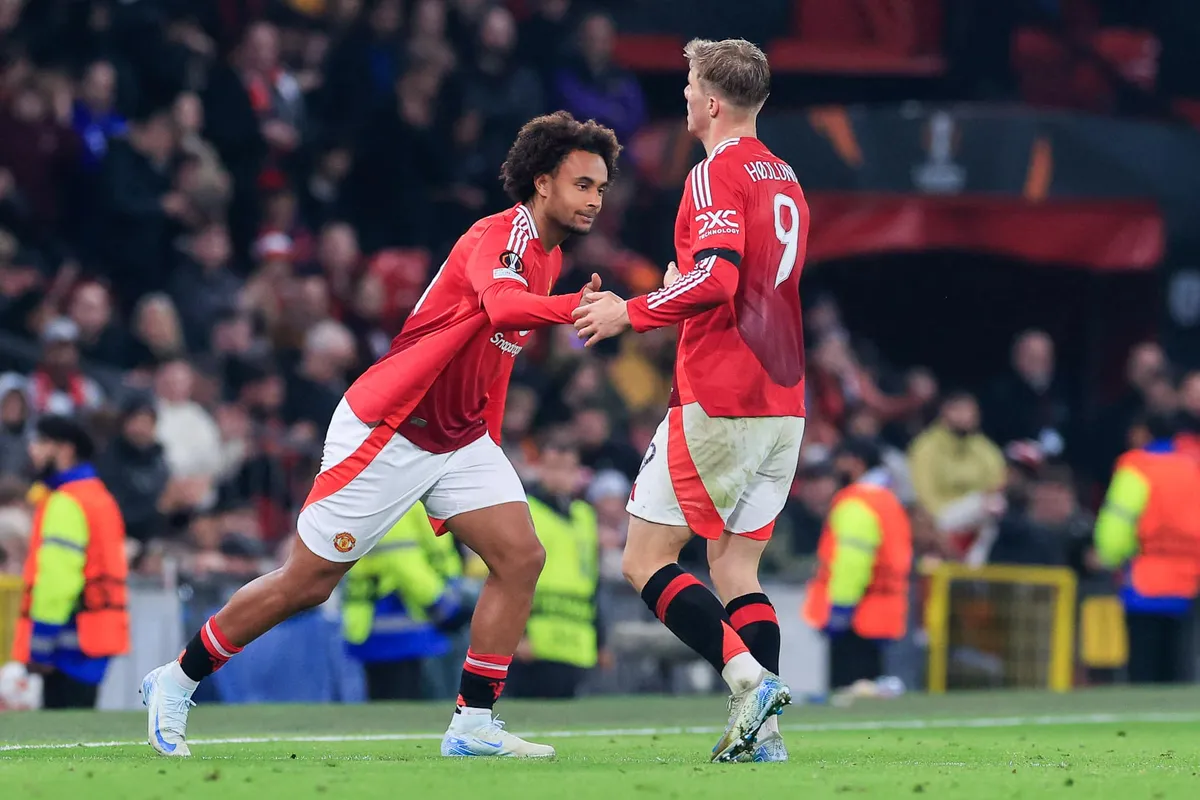 Joshua Zirkzee Rasmus Hojlund Manchester United