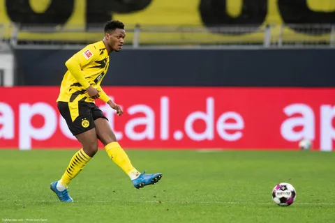 Mercato - Inter Milan : un défenseur du Borussia Dortmund dans le viseur