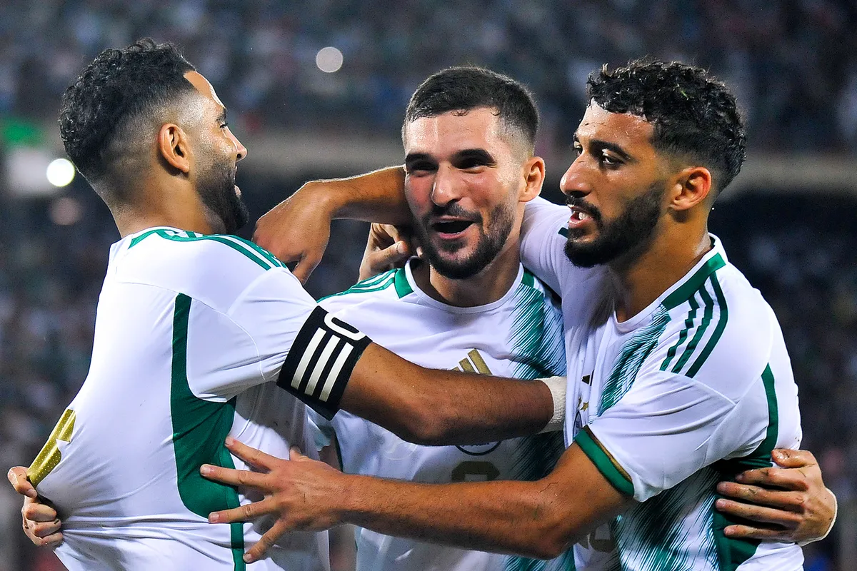 Riyad Mahrez Houssem Aouar Saïd Benrahama Algérie