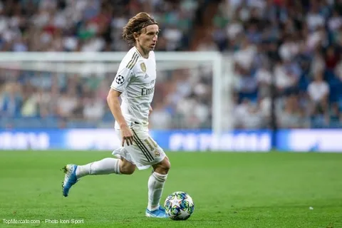 Real Madrid : Modric sur le départ ?