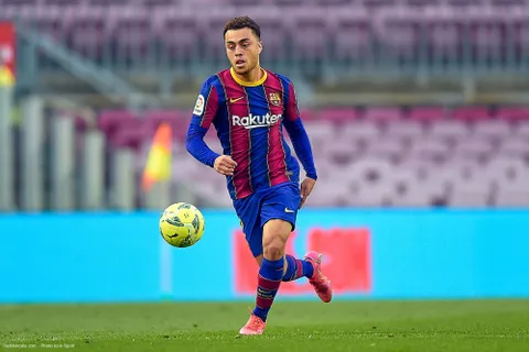 Mercato - Barça : le Bayern en pincerait pour Dest, mais…