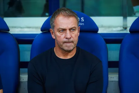 Mercato Barça : “je mise à 100 % sur lui”, Flick adoube son pari à 22 M€