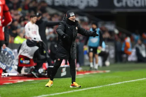 Mercato - Rennes coche un défenseur à 0€