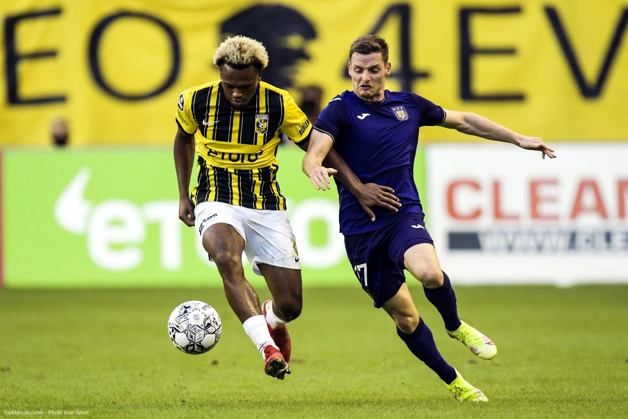 Segio Gomez match Arnhem Anderlecht