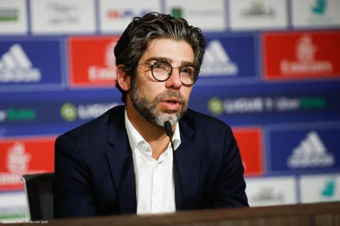 OL, Lacondemine : “Juninho s’en est pris plein la gueule par Aulas et Ponsot”