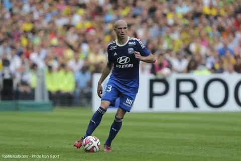 OL : Jallet, “Zlatan fait peur aux adversaires”