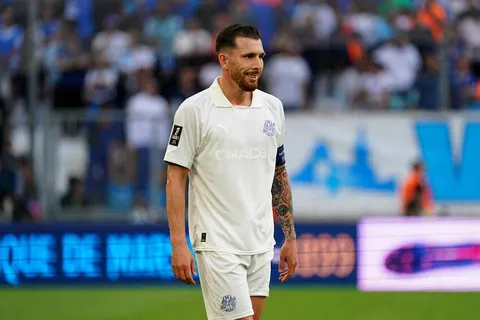 Mercato - OM : Clément Lenglet impliqué dans l’arrivée de Pierre-Emile Hojbjerg