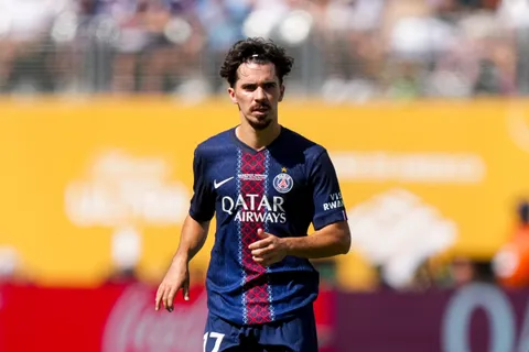 Mercato PSG : suivi par le Real Madrid, Vitinha ouvre légèrement la porte à un autre cador… qui n’est pas Porto