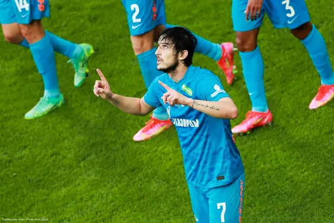 Mercato - OL : accord trouvé entre les Lyonnais et Azmoun ?