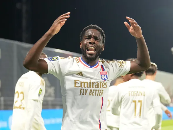Mercato OL : une touche en Italie pour Orel Mangala, énorme moins-value en prévision pour Lyon