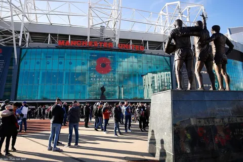 Premier League : le coup d’envoi de Manchester United-Liverpool décalé