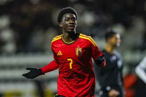 Mercato – Une formation de L1 citée parmi les courtisans de la pépite belge Ali Camara