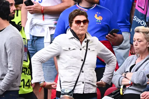 Rabiot à l’OM, un agent fustige l’incompétence de sa mère !