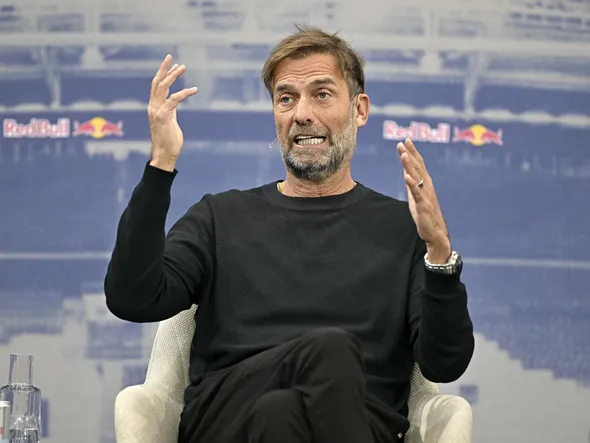 Mercato Real Madrid : “il ne faut jamais dire jamais”, Klopp laisse la porte ouverte pour l’après-Arbeloa