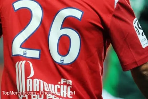 Une lutte à trois pour Eden Hazard ?