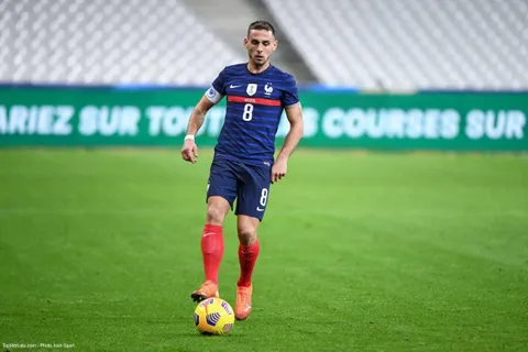 Lens d’accord avec Monaco pour un défenseur