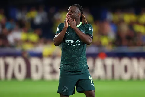 Mercato Manchester City : avenir incertain pour Jérémy Doku, déjà ciblé par un cador européen