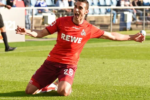 Mercato - OL : Blanc cible un joueur de Cologne