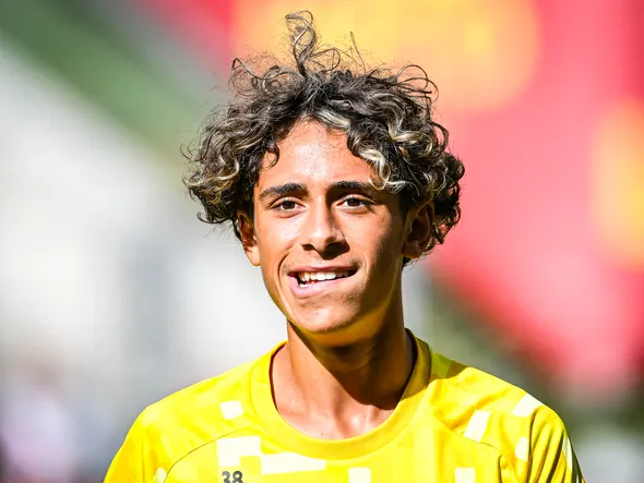 Mercato Lens : un cador européen inscrit déjà le nom de Meziane Mesloub sur sa short-list