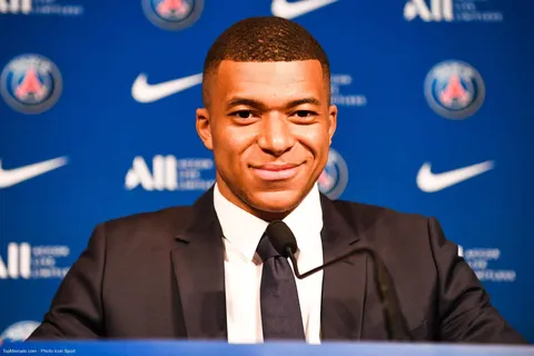 Mercato - PSG : la Serie A se lâche à son tour sur Mbappé
