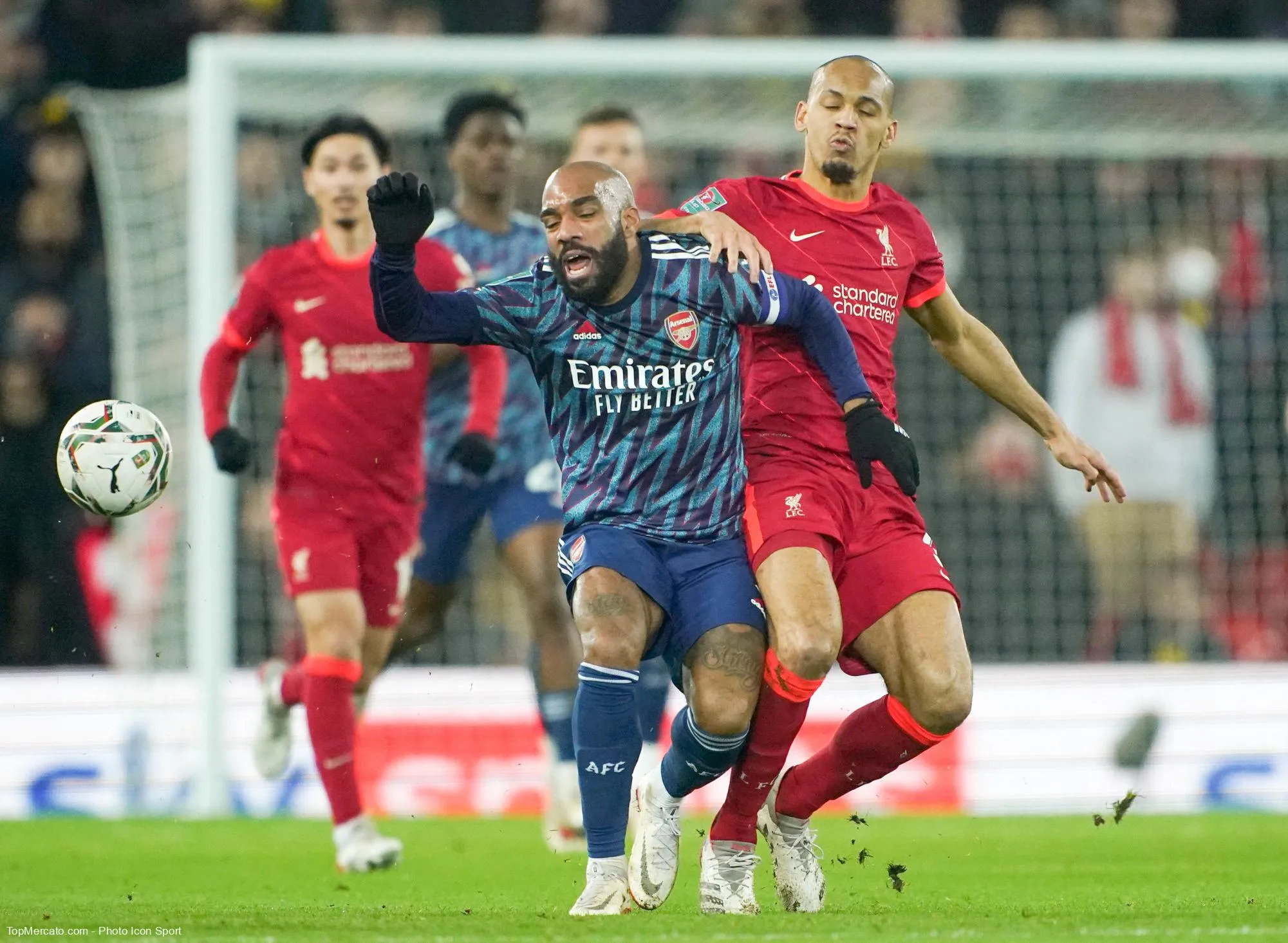 Alexandre Lacazette et Fabinho, match Liverpool-Arsenal