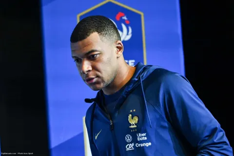 Equipe de France, ramadan : le coup de gueule de Mbappé !