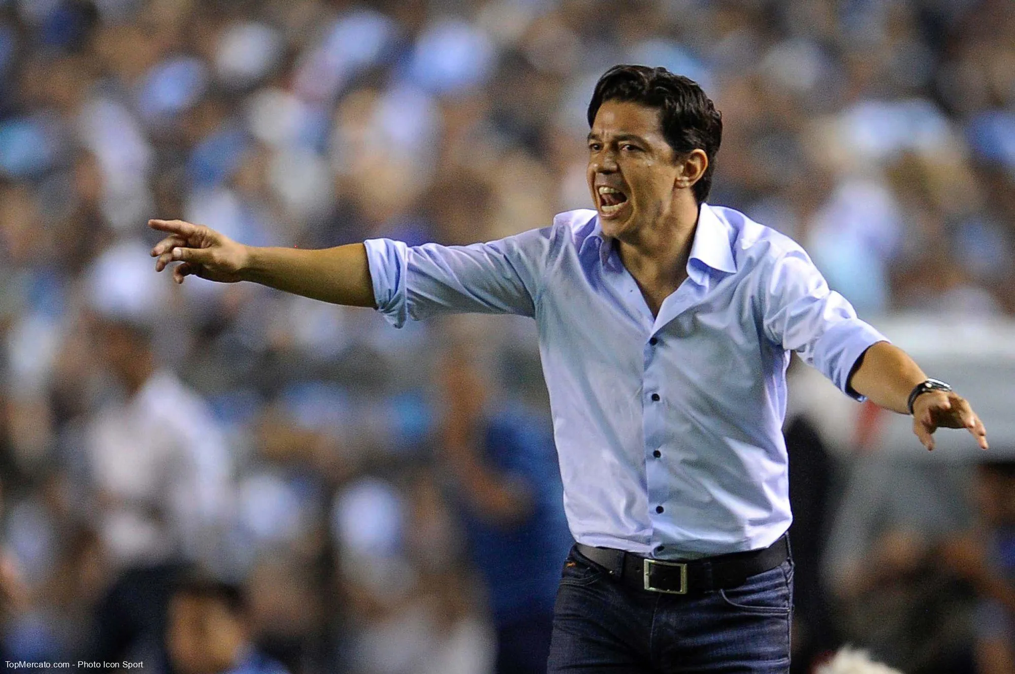 En quelle année Marcelo Gallardo a-t-il débuté sur le banc de touche de River Plate ?
