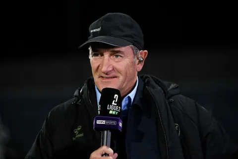 ASSE : “plus j’ai de bons joueurs, mieux je me porte”, Montanier prêt à faire des choix forts avec ses recrues