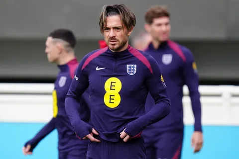 Jack Grealish regrette déjà le départ de Lee Carsley