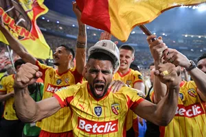 Mercato – Lens refuse l’offre d’un club de Ligue des champions pour l’intransférable Matthieu Udol