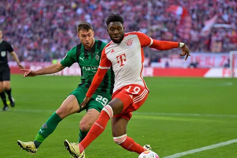 Mercato - Le Bayern Munich répond à Davies, gros clash à venir ?
