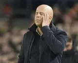 Mercato Liverpool : une requête refusée à Arne Slot, l’indice supplémentaire qui le pousse un peu plus vers la sortie ?