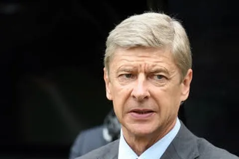 Wenger pense que cette saison est unique