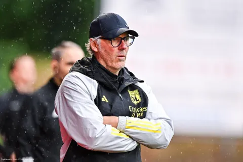 Mercato - OL : un ultimatum pour Blanc contre le PSG ?