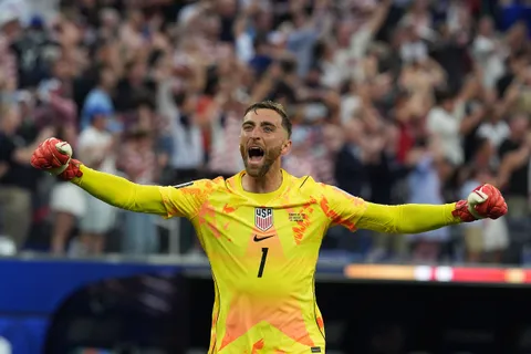 Mercato OL : Matt Turner encore prêté en MLS, un vrai gâchis pour les finances de Lyon